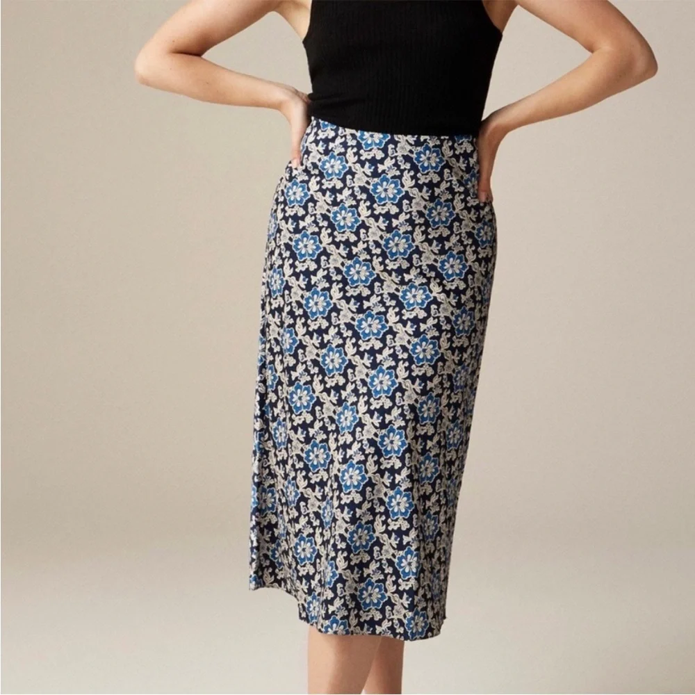 J. Crew Gwyneth Slip Midi Skirt Navy Blue Floral Size XS Extra Small NWT